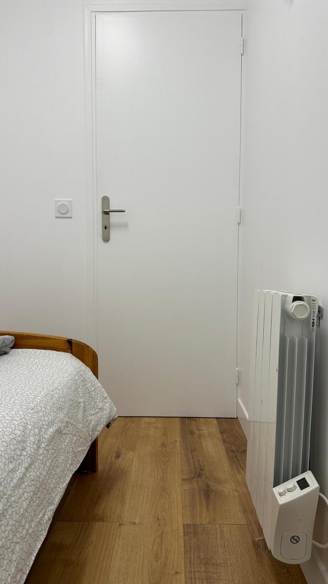 Lacharriere-Logement Entier 38M2 Párizs Kültér fotó